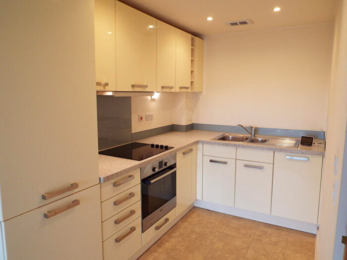 1 Bedroom Flat To Rent In Alisander Close, Snodland, ME6