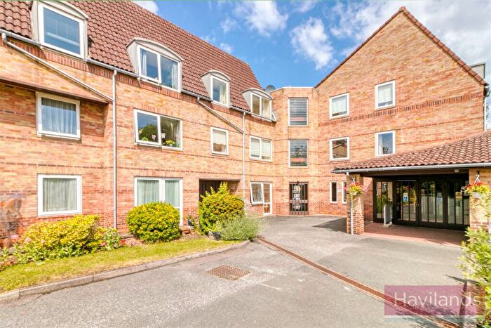 1 Bedroom Retirement Property To Rent In Homewillow Close, Grange Park, N21