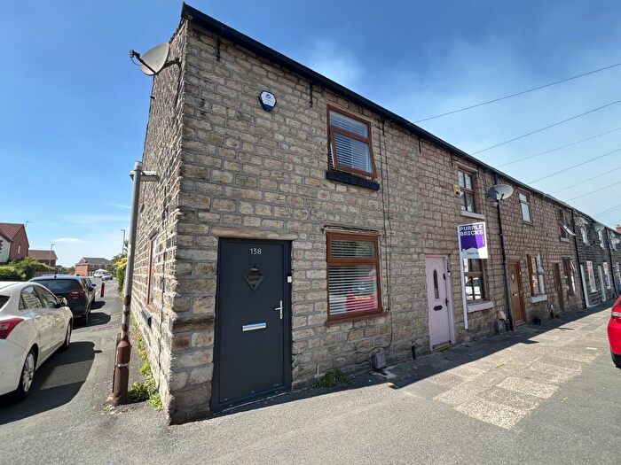 2 Bedroom End Of Terrace House To Rent In Lumn Road, Hyde, SK14