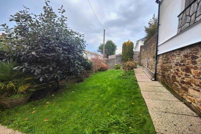 2 Bedroom Property To Rent In Pendennis Rise, Falmouth, TR11