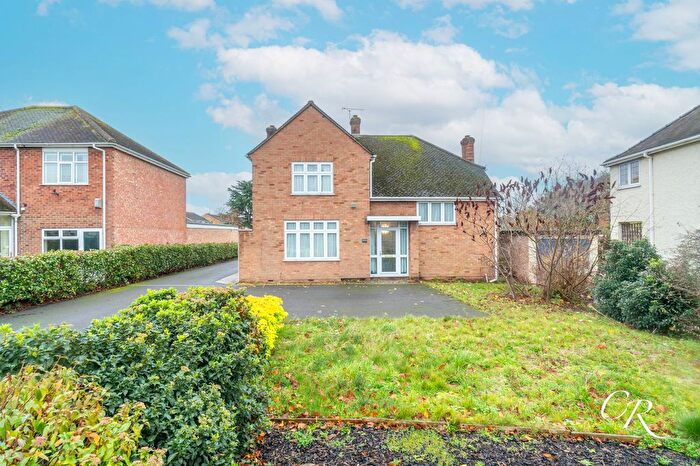 3 Bedroom Detached House For Sale In Arle Road, Cheltenham, GL51