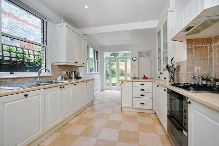 4 Bedroom Terraced House To Rent In Bryanstone Road, Crouch End, London, N8