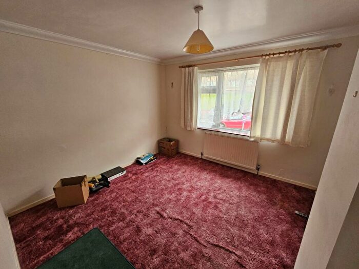 3 Bedroom End Of Terrace House For Sale In Holly Road, Risca, Newport, Gwent, NP11