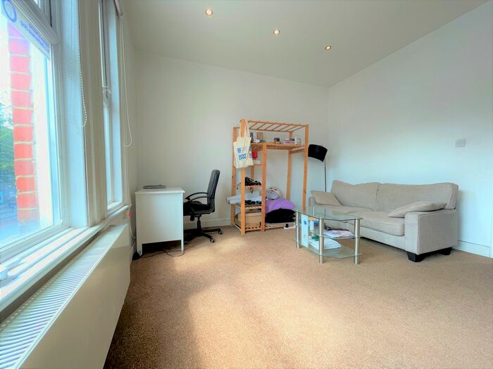 1 Bedroom Flat To Rent In Trafalgar Road, Greenwich, SE10