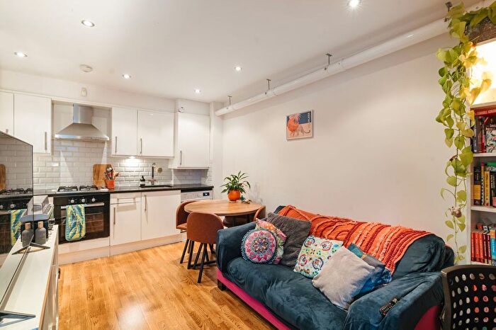 1 Bedroom Flat For Sale In Wadeson Street, London, E2