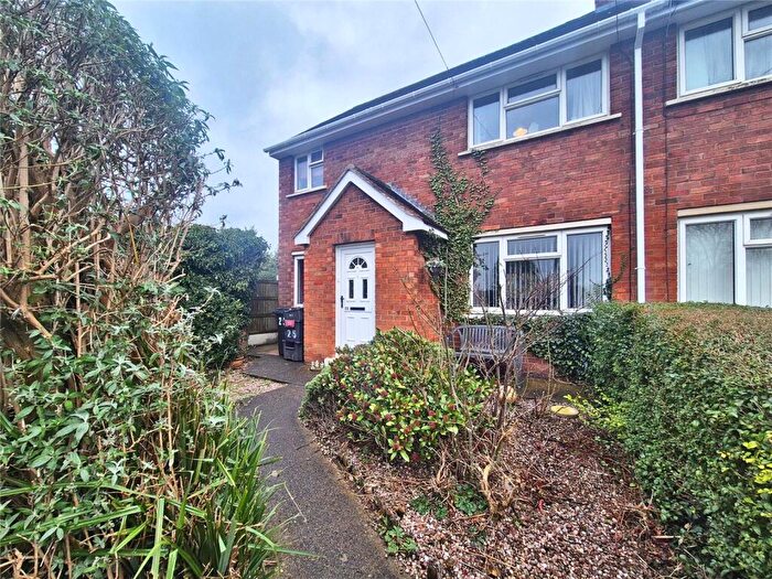 3 Bedroom End Of Terrace House For Sale In Greenfields, Burton, Rossett, LL12