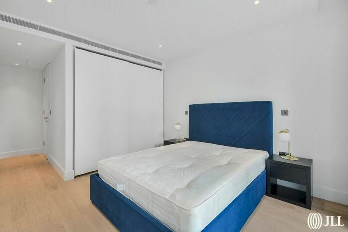 2 Bedroom Flat To Rent In Cassini Apartments, White City Living, London, W12