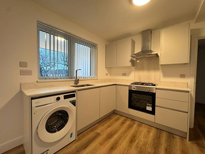 1 Bedroom Flat To Rent In Greenford Road, UB6