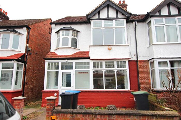 3 Bedroom Semi-Detached House To Rent In Clydach Road, Enfield, Middlesex, EN1