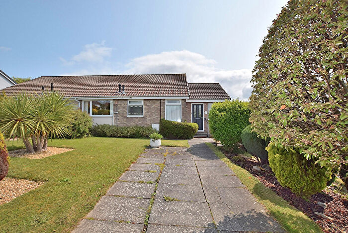 2 Bedroom Semi-Detached Bungalow For Sale In Ronaldshay Drive, Richmond, DL10