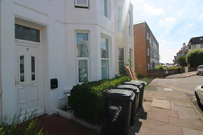 1 Bedroom Detached House To Rent In Bourne Street, Eastbourne, BN21