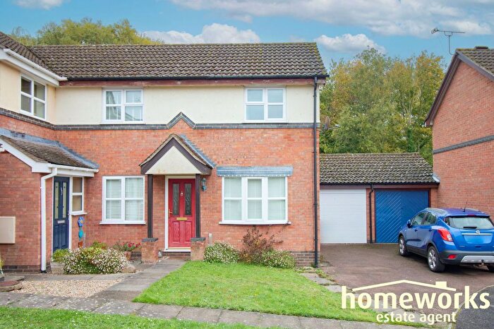 3 Bedroom Semi-detached House For Sale In Greenwood Drive, Scarning, Dereham, NR19