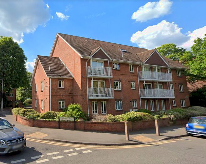 2 Bedroom Apartment To Rent In Glenbuck Road, Surbiton, KT6