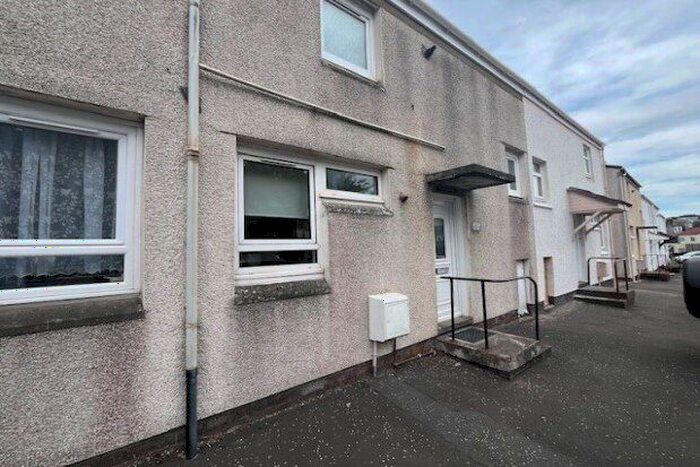 2 Bedroom Property To Rent In Burgh Walk, Gourock, PA19