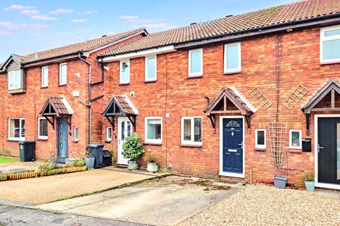 2 Bedroom Terraced House To Rent In Baker Close, Clevedon, BS21