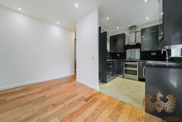 6 Bedroom Detached House To Rent In Rope Street, London, SE16