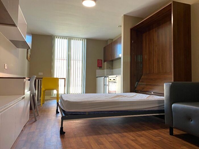 Studio To Rent In Pembroke Studios, Lower Gill Street, Liverpool, Merseyside, L3