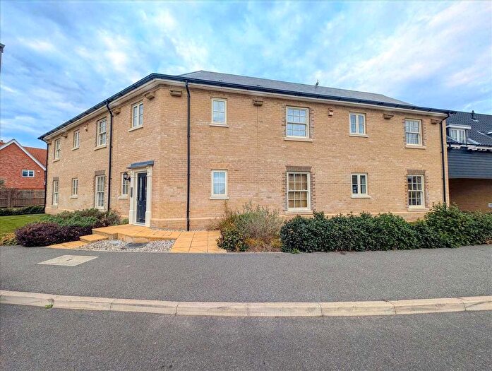 2 Bedroom Flat For Sale In Keats Crescent, Brightlingsea, CO7