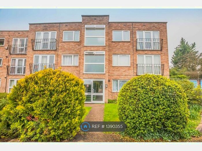 2 Bedroom Flat To Rent In Riseley Road, Maidenhead, SL6