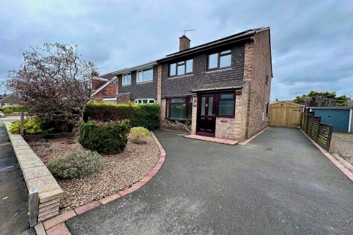 3 Bedroom Property To Rent In Kenilworth Avenue, Loughborough, LE11