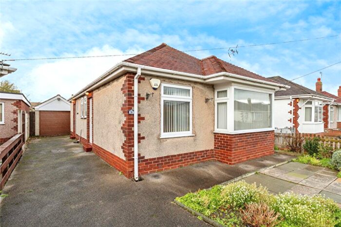 2 Bedroom Bungalow For Sale In Berwyn Crescent, Prestatyn, Denbighshire, LL19