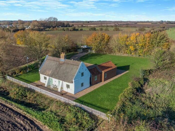 3 Bedroom Cottage To Rent In Orby Road, Addlethorpe, PE24