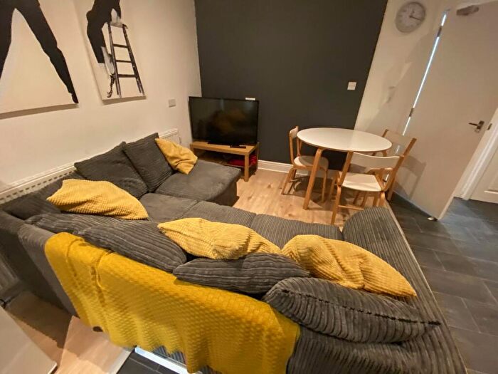 4 Bedroom Flat To Rent In A Peveril Street, Arboretum, Nottingham, Nottinghamshire, NG7