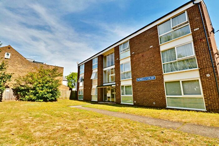 1 Bedroom Flat To Rent In Hope Park, Bromley, BR1