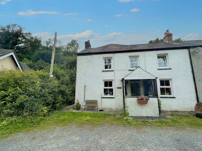 3 Bedroom Semi-Detached House For Sale In Llansteffan, Carmarthen, SA33