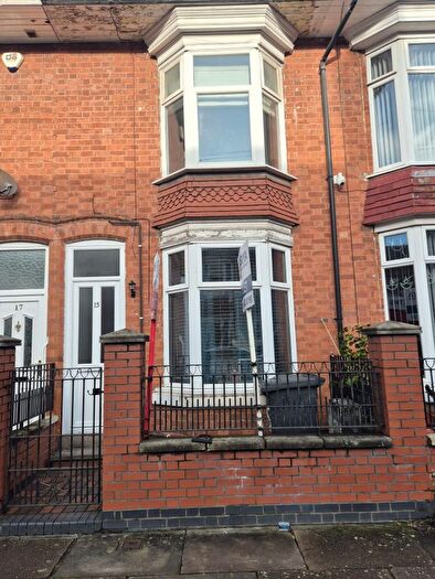 3 Bedroom Terraced House To Rent In Ellis Avenue, Leicester, LE4