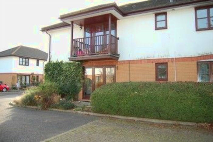 Studio To Rent In Joinville Place, Addlestone KT15