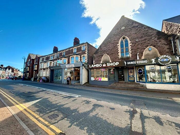 Detached House For Sale In Frogmore Street, Abergavenny, NP7
