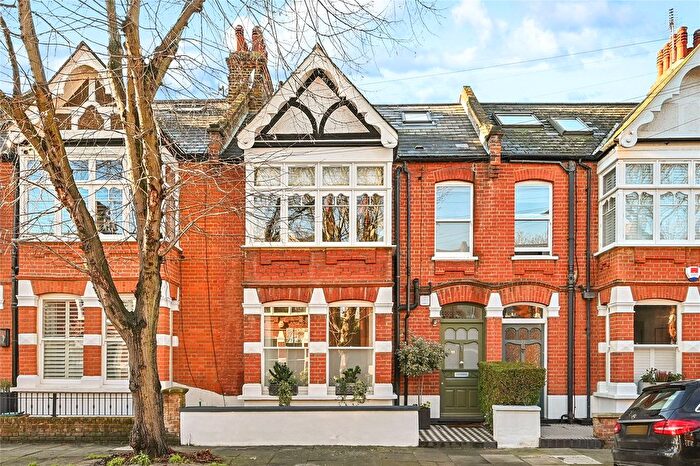 4 Bedroom Semi Detached House For Sale In Cleveland Avenue, London, W4