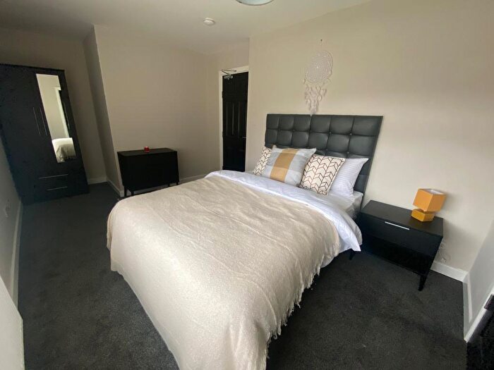 5 Bedroom House To Rent In Manchester Road West, Little Hulton, M38