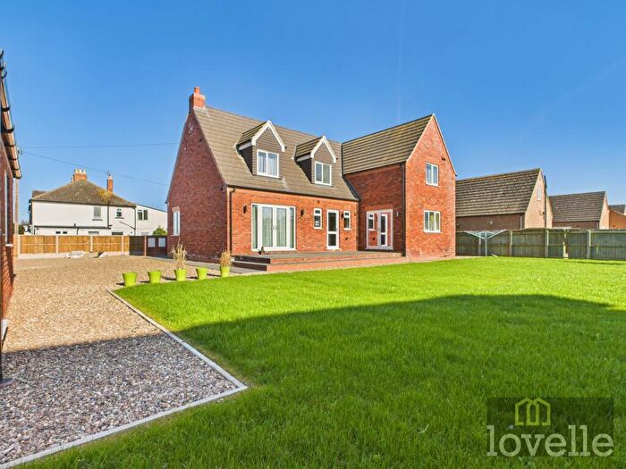 3 Bedroom Detached Bungalow For Sale In Alford Road, Mablethorpe, LN12