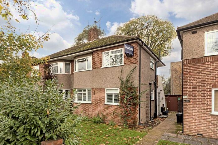 2 Bedroom Flat To Rent In Staines Road, Twickenham, TW2