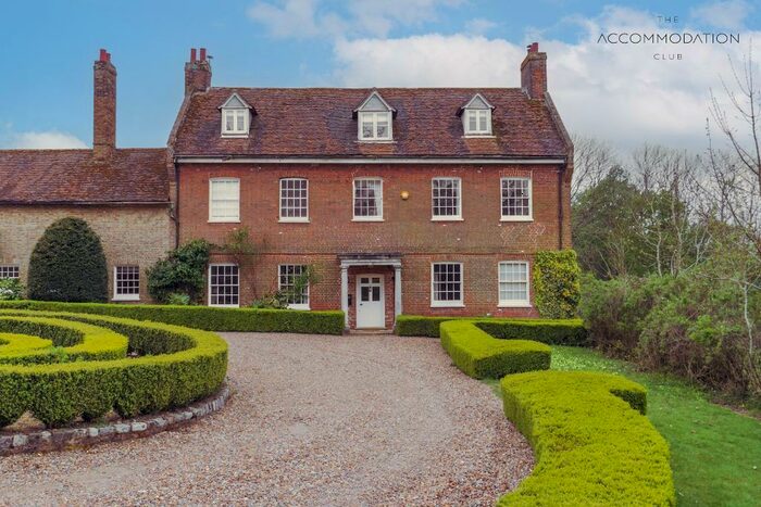 6 Bedroom Semi-Detached House To Rent In Sacombe Park, Ware, SG12