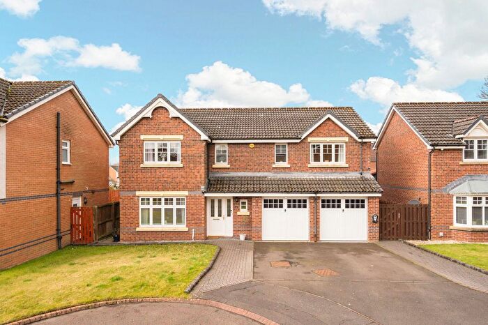 5 Bedroom Detached House For Sale In Hunter Grove, Bathgate, EH48