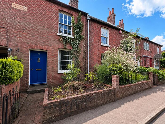 2 Bedroom Cottage To Rent In North Wallington, Fareham, PO16