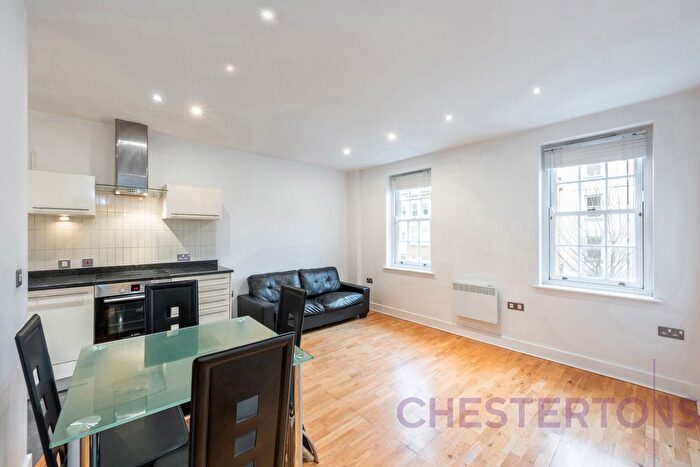 2 Bedroom Flat To Rent In Alderney Court, Trafalgar Road, SE10