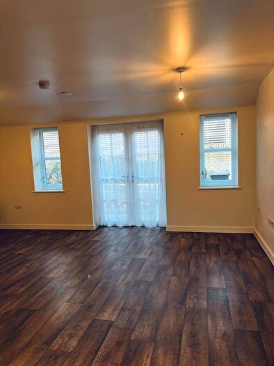2 Bedroom Detached House To Rent In Cottenham Park Road, London, SW20