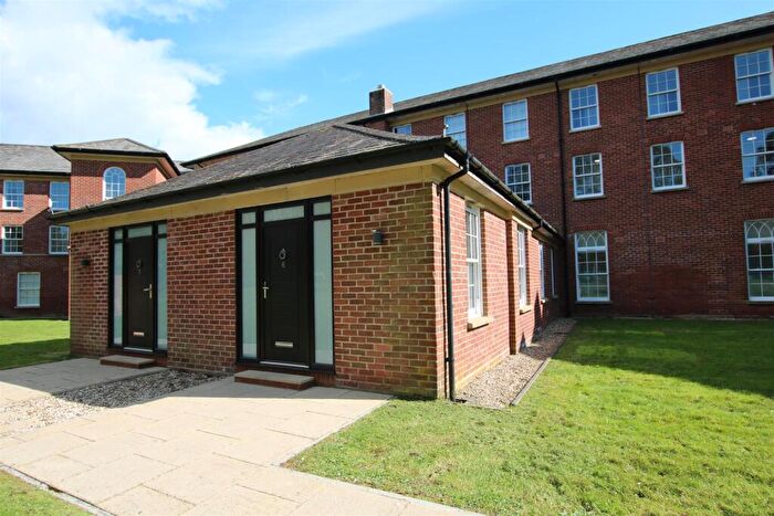 2 Bedroom Apartment To Rent In Miller Way, Exminster, EX6