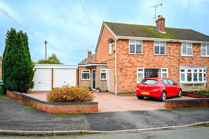 3 Bedroom Semi Detached House For Sale In Wood Avenue, Coven, Wolverhampton, Staffordshire, WV9