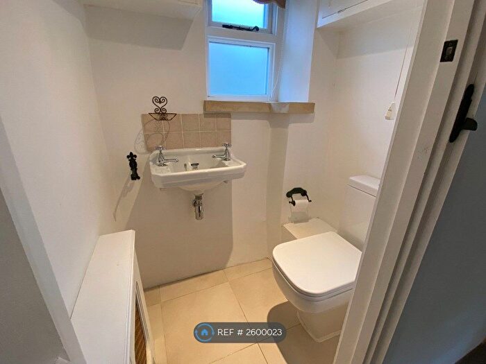 2 Bedroom Detached House To Rent In Evenlode Road, Broadwell, Moreton-In-Marsh, GL56