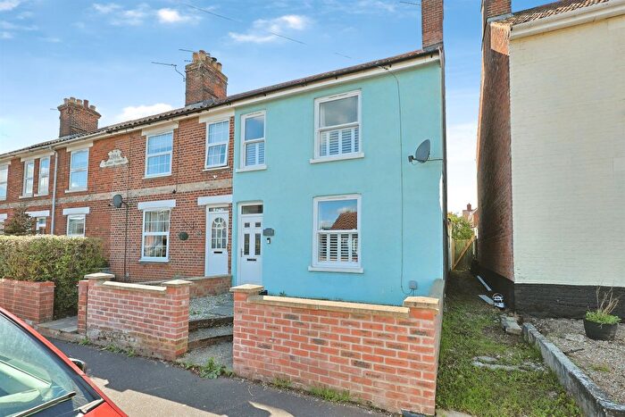 3 Bedroom Semi Detached House For Sale In Albion Terrace, Dereham, NR19