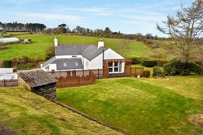 4 Bedroom Detached House For Sale In Lower Ninnis, Redruth, TR16