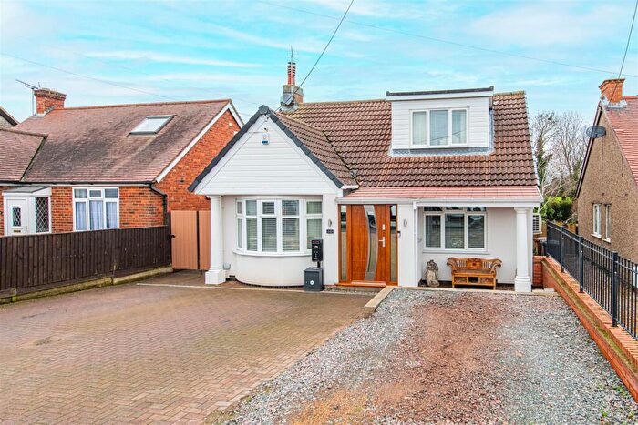 3 Bedroom Detached House For Sale In The Ridge, Great Doddington, Wellingborough, NN29