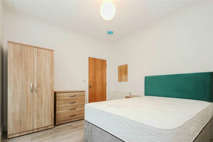 5 Bedroom Terraced House To Rent In Edward Road, Arnos Vale, Bristol, BS4