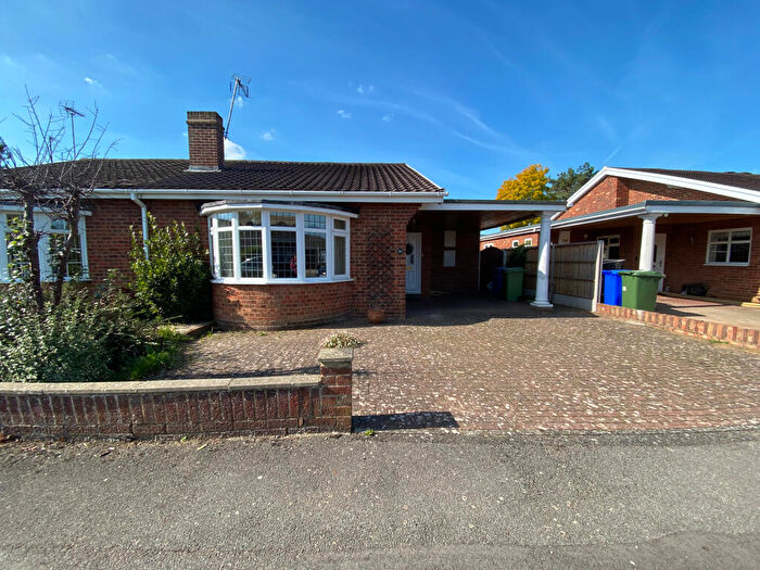 2 Bedroom Bungalow To Rent In Blandford Gardens, Sittingbourne, ME10