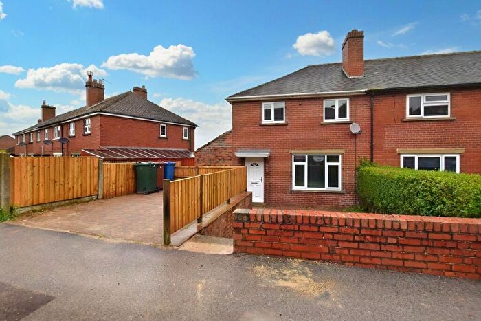 3 Bedroom End Of Terrace House To Rent In Schole Avenue, Penistone, S36